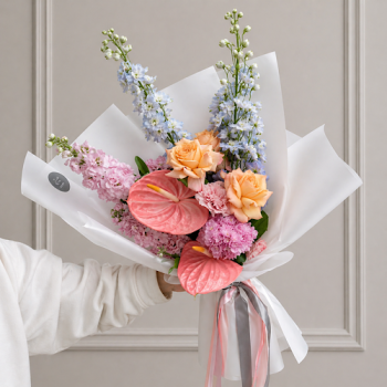 Lush Seasonal Bouquet